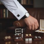 Manžetové knoflíčky: Malý detail, který ukáže váš status a smysl pro detail